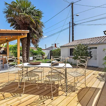 La Maison Pierres Et Hébergement de vacances La Tranche-sur-Mer